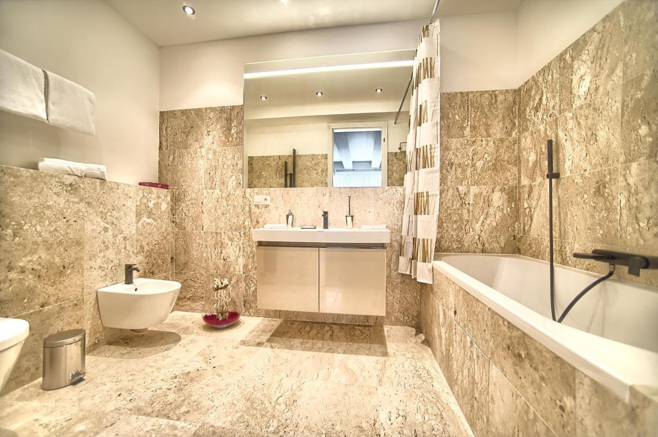 Exclusive 2 Bedroom Apartment Old Town - 2 Baths, Balcony And View - By Prague City Apartments Extérieur photo